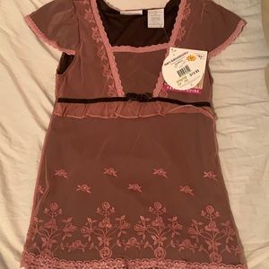 Girl’s Large Mesh Short Sleeve Top